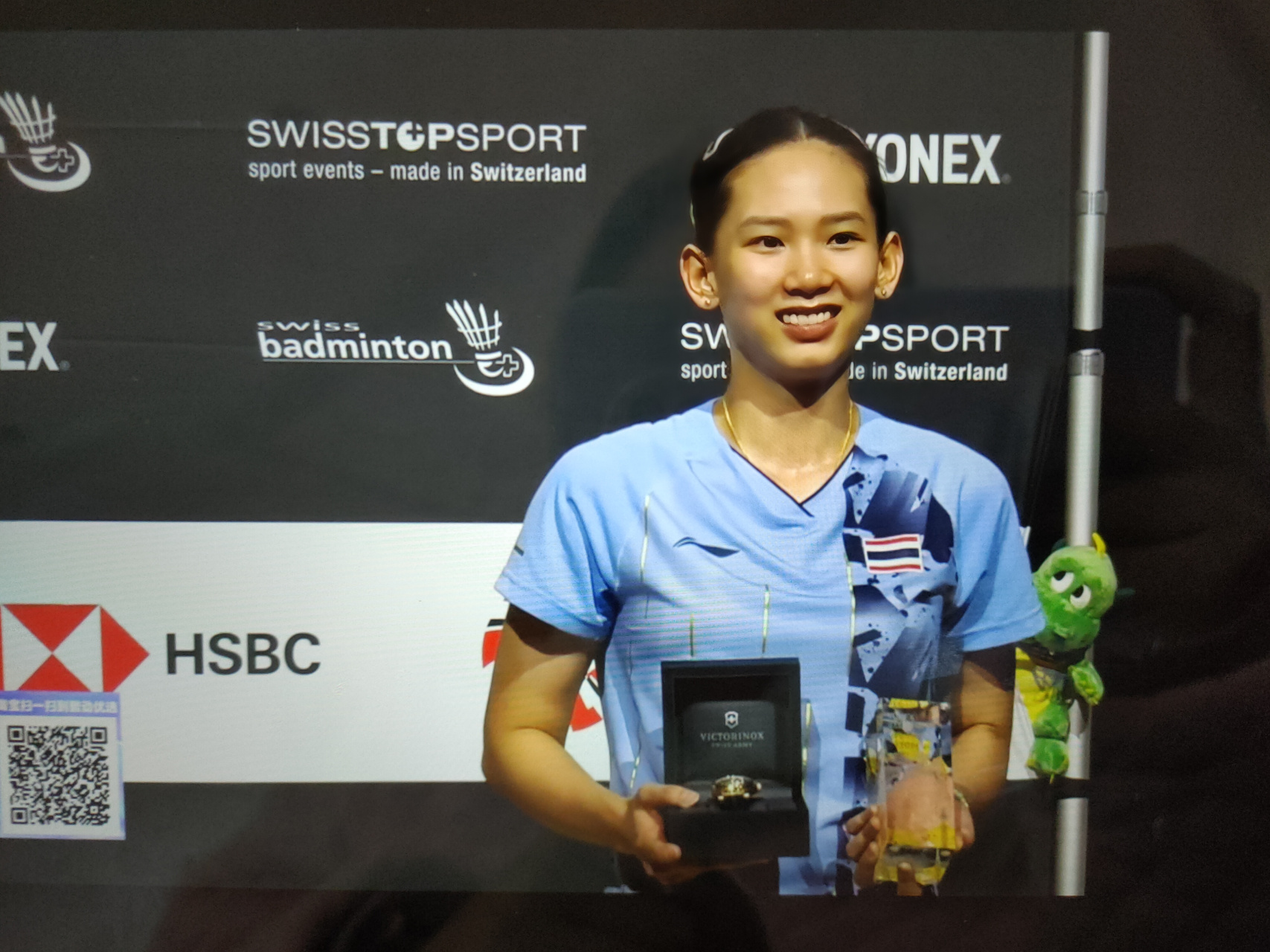 始终维持在 始终维持在